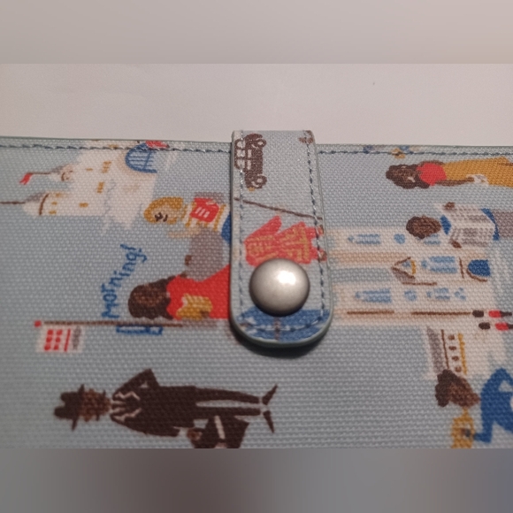 Cath Kidston Travel Wallet - Picture 4 of 15